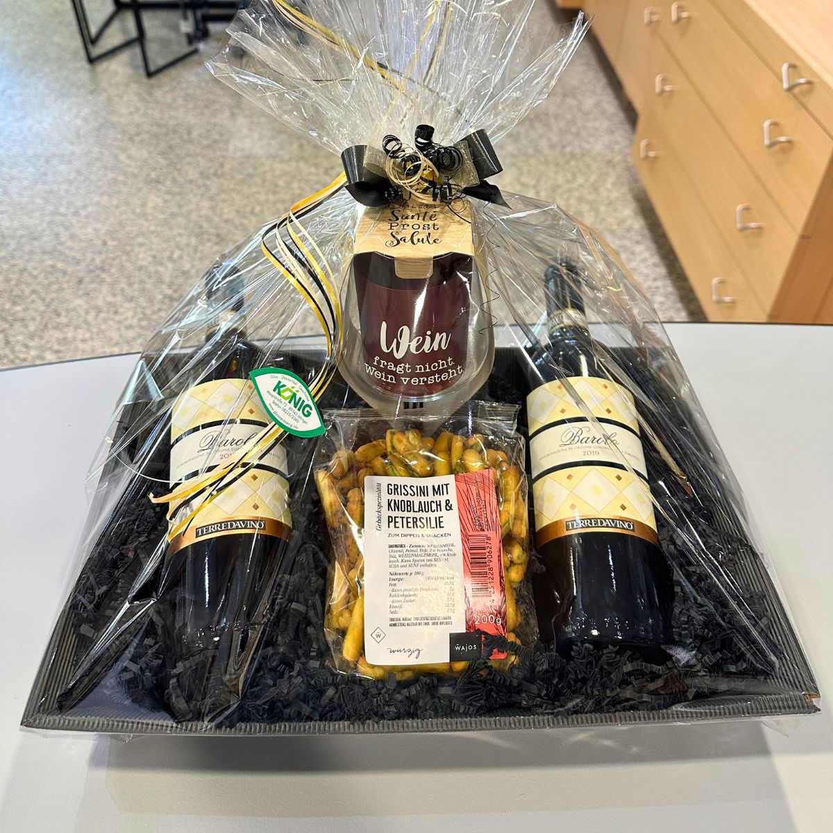 Weinliebhaber_Geschenkkorb_1200